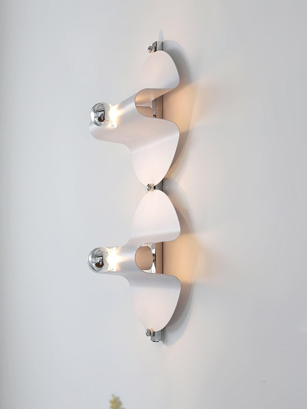 Astral Wall Lamp