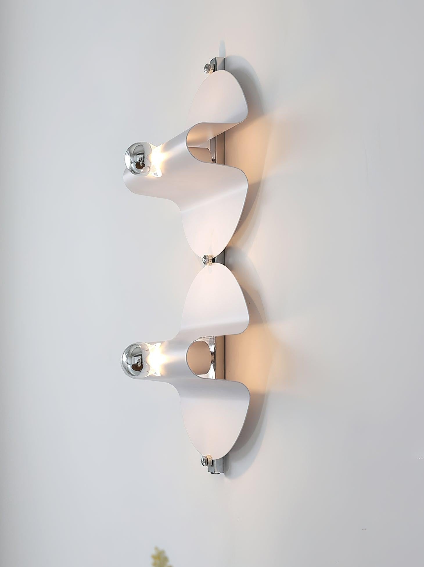 Astral Wall Lamp