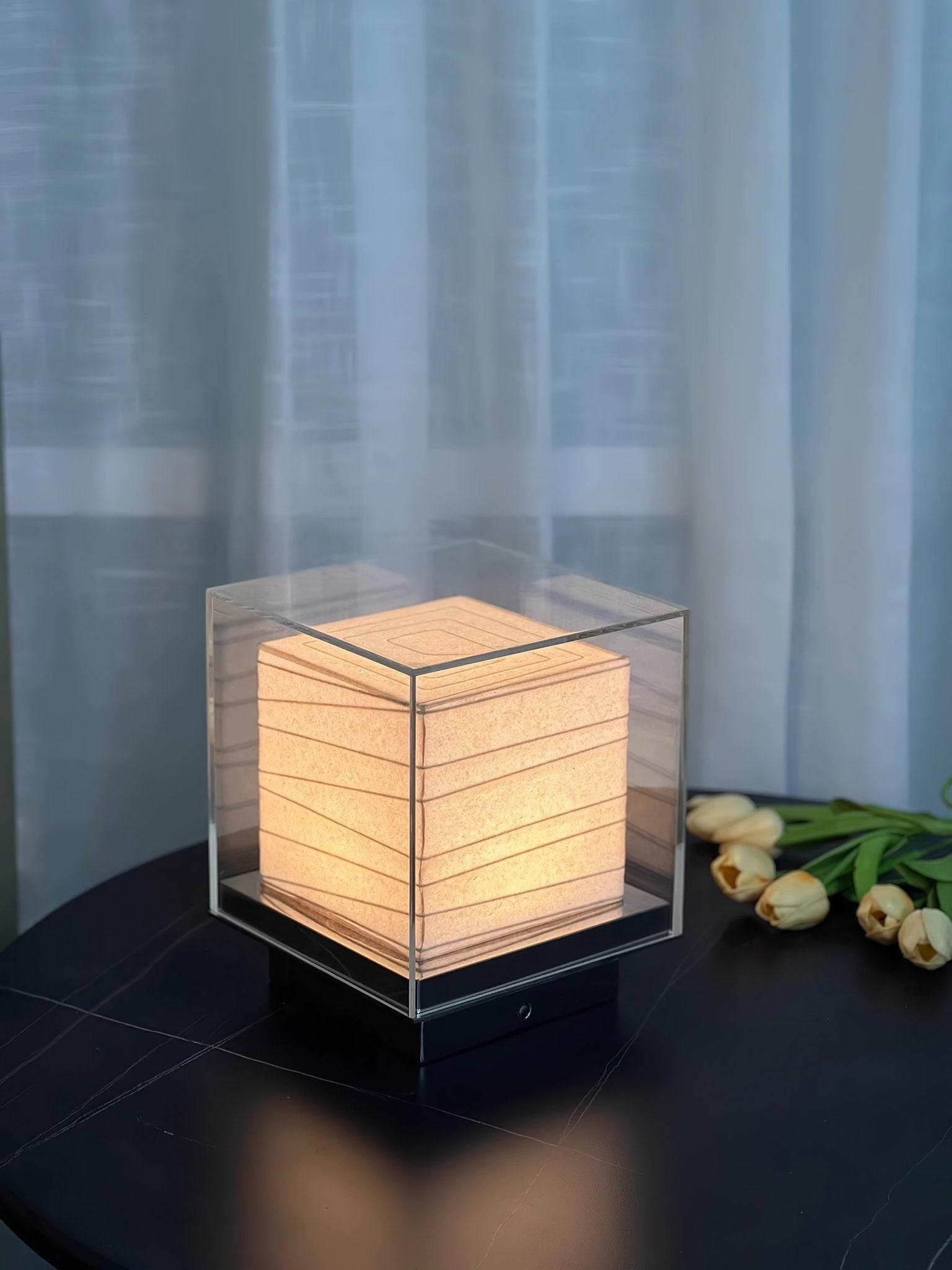 Lumo Cube Illumina Lamp