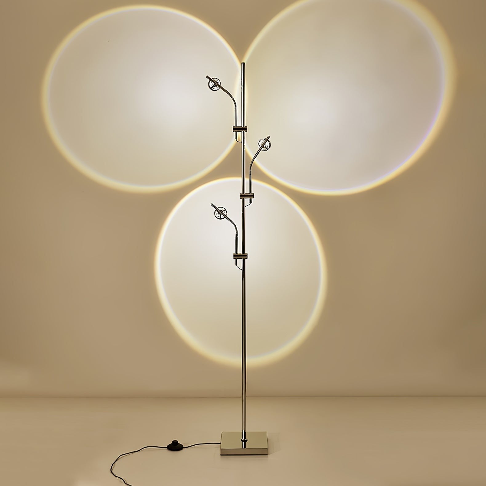 Sora LED Floor Lamp