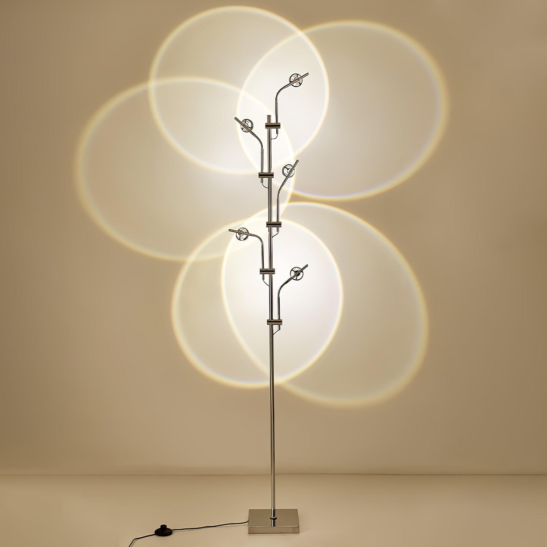 Sora LED Floor Lamp