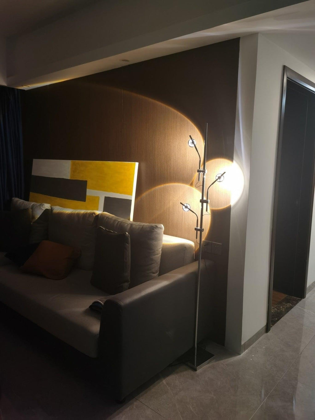 Sora LED Floor Lamp