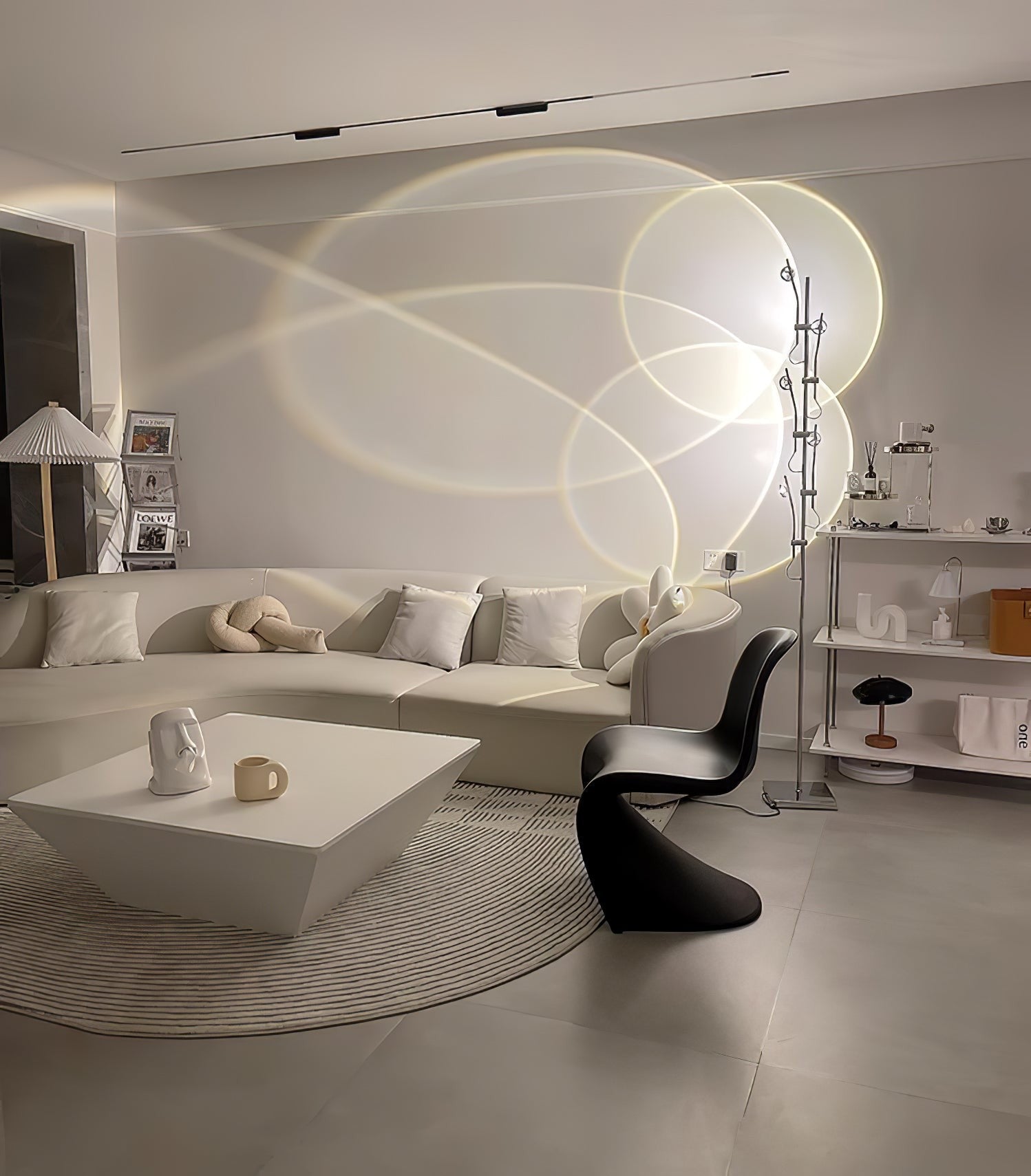Sora LED Floor Lamp