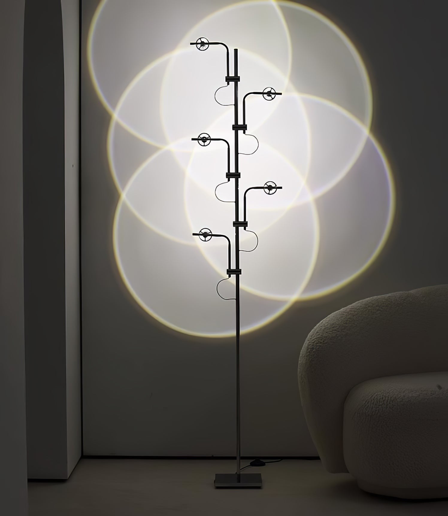 Sora LED Floor Lamp