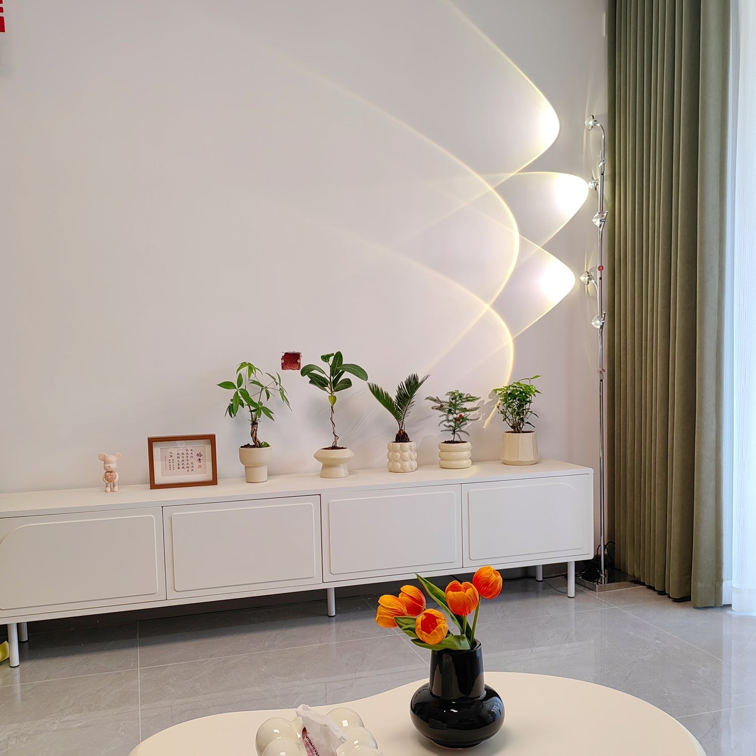 Sora LED Floor Lamp