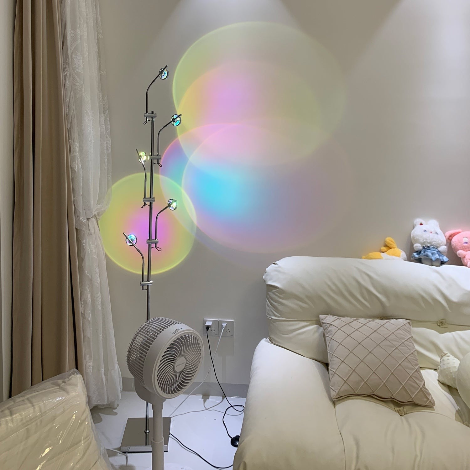 Sora LED Floor Lamp