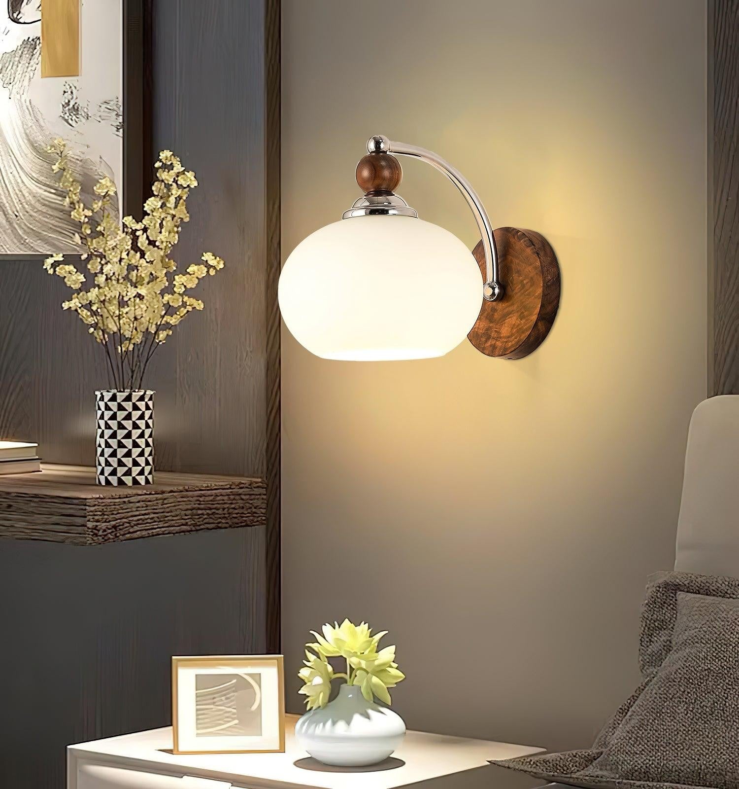 Yisi Po Classic Wall Lamp