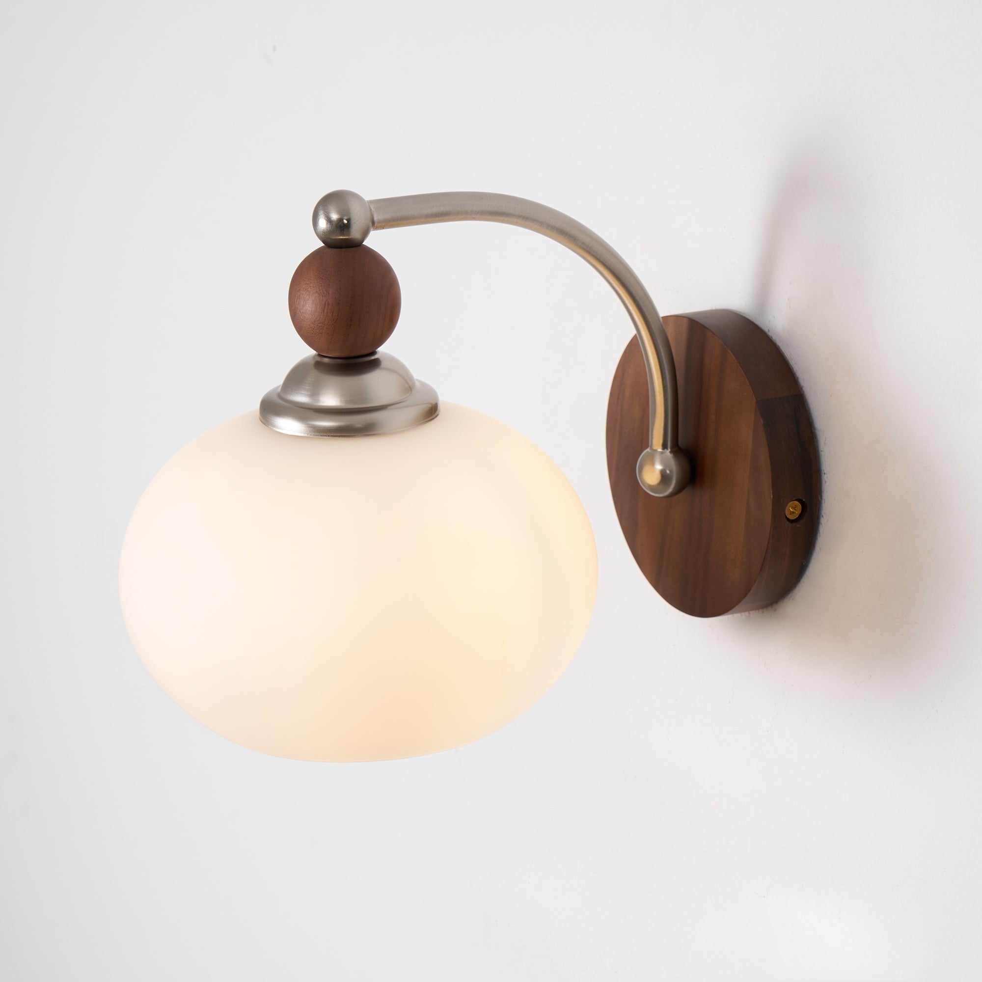 Yisi Po Classic Wall Lamp