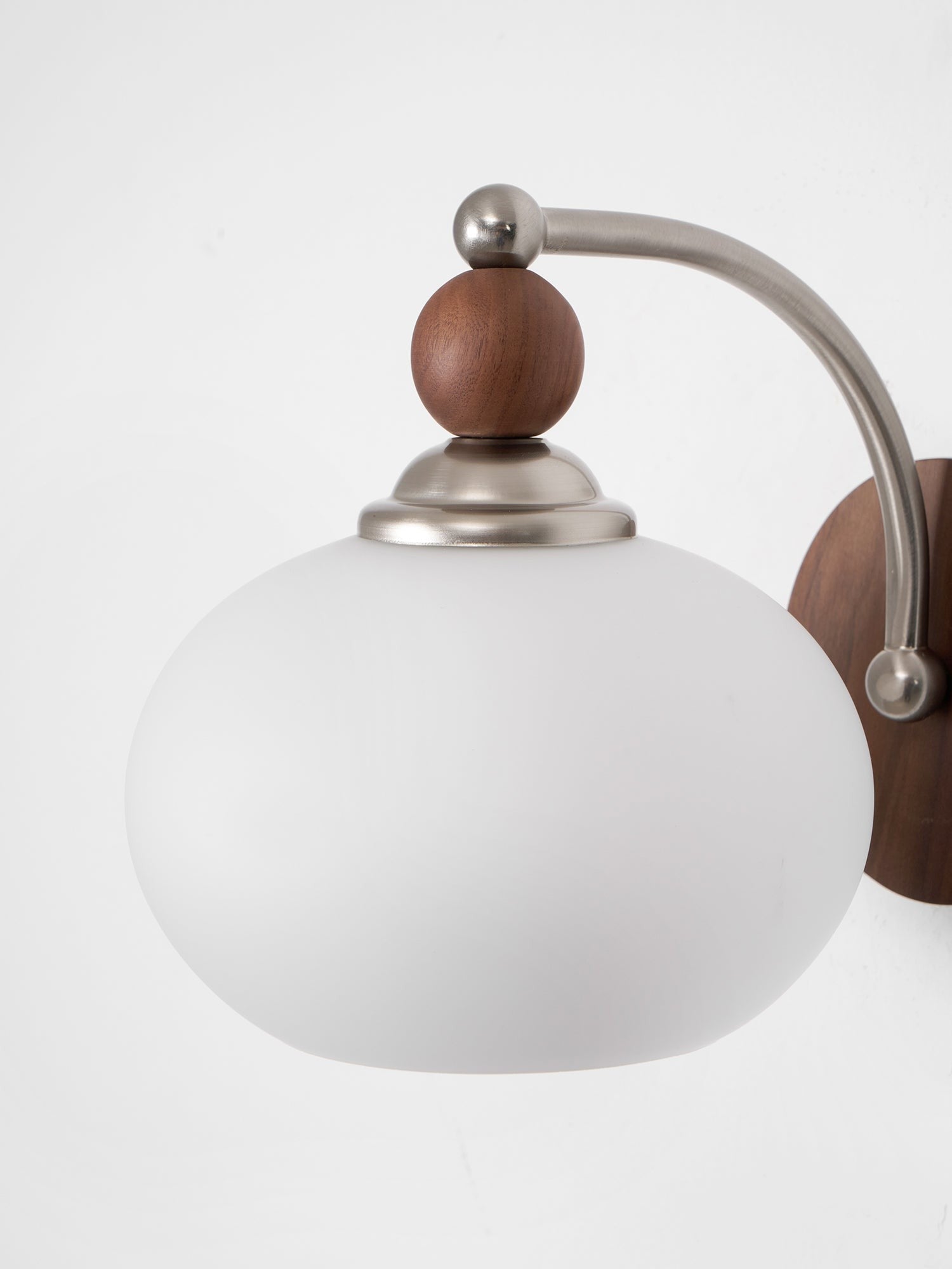 Yisi Po Classic Wall Lamp
