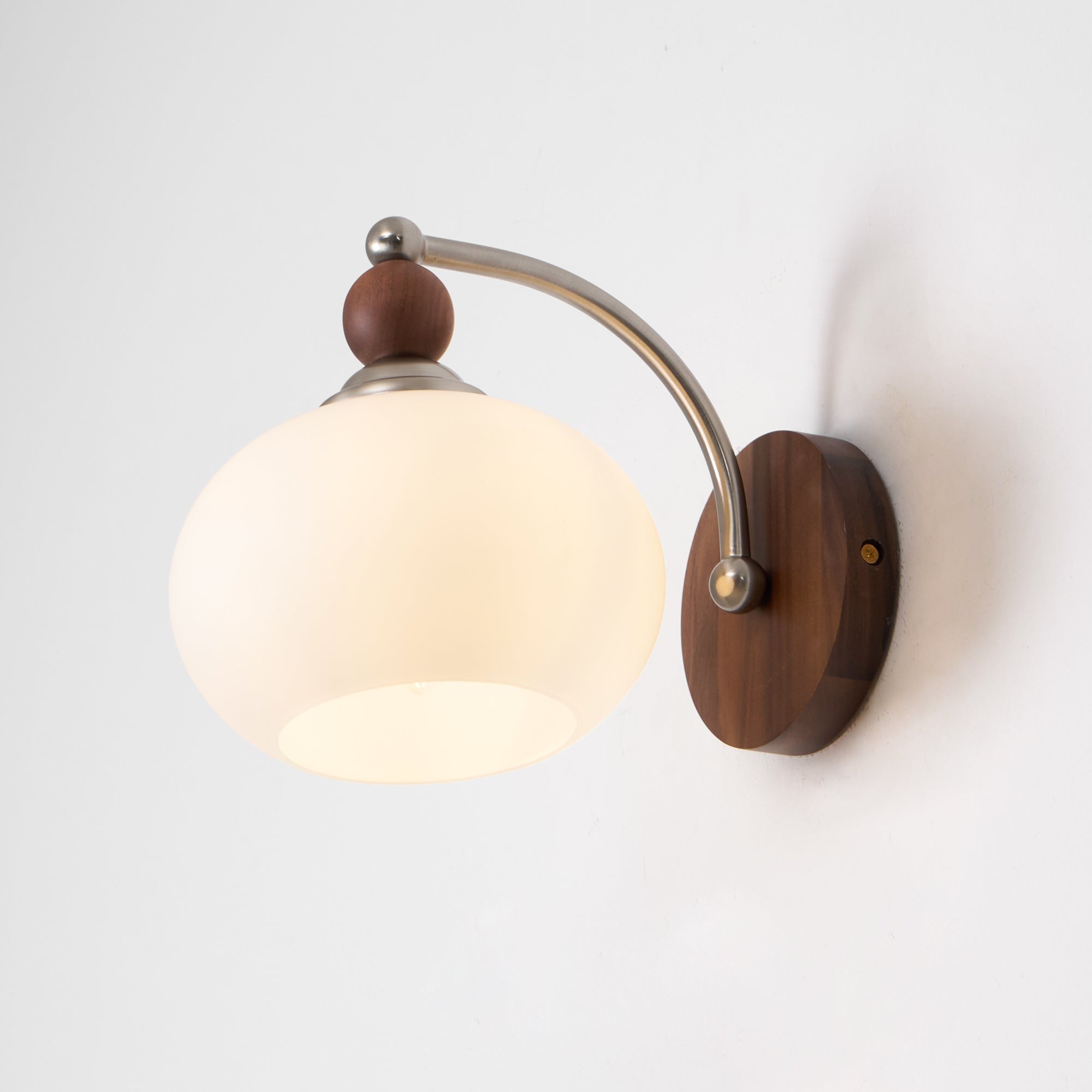 Yisi Po Classic Wall Lamp